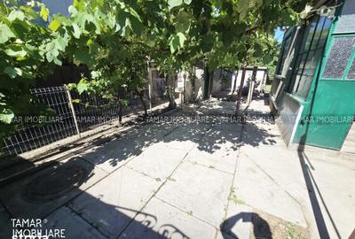 Casă cu 2 camere cu Teren 565 Mp în Grădiște