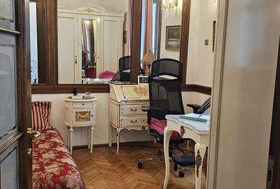 Casă cu 10 camere cu Canalizare în P-ța Sfântul Ștefan - 11