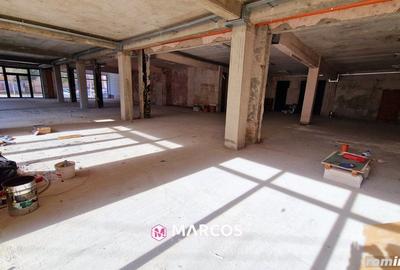 Spațiu comercial, de 511 mp, în Central - 3