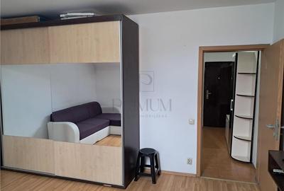 Garsonieră decomandată, mobilată în Buziașului - 2
