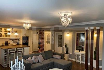 Apartament cu 4 camere semidecomandat, mobilat în Iris