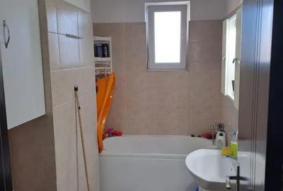 Apartament cu 2 camere decomandat în Berceni - 4