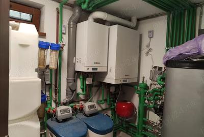 Casă cu 6 camere cu Teren 230 Mp în Titulescu - 12