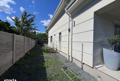 Casă cu 6 camere cu Teren 360 Mp în Ronaț