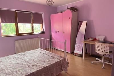 Apartament cu 3 camere semidecomandat în Berceni - 10