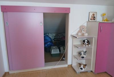 Apartament cu 3 camere decomandat, mobilat în Florești - 11