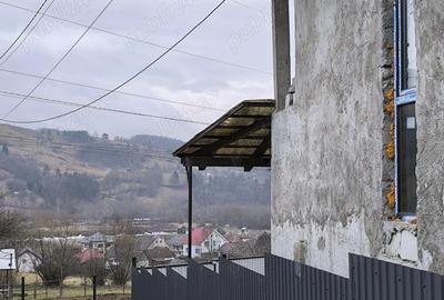 Casă în Vișeu de Jos - 1