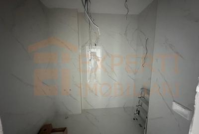 Apartament cu 3 camere decomandat în Sud - 12