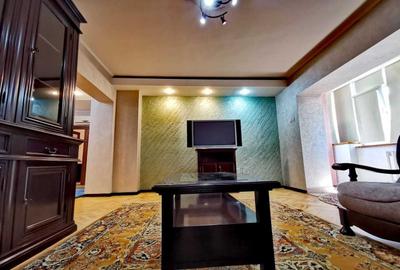 Apartament cu 4 camere decomandat în Central - 3