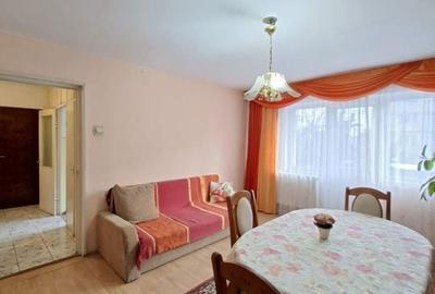 Apartament cu 4 camere decomandat în Central - 2