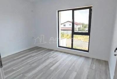 Casă cu Teren 245 Mp în Rahova