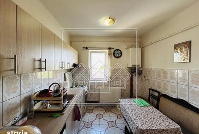 Apartament cu 2 camere decomandat în Central - 1