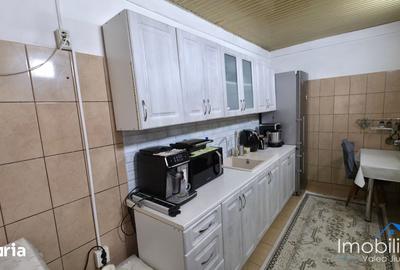 Casă cu 4 camere cu Teren 268 Mp în Central - 11