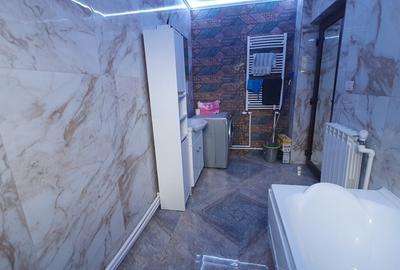 Apartament cu 3 camere semidecomandat în Pârneava - 1