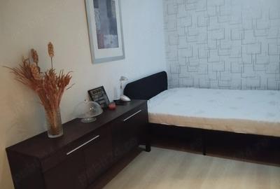 Casă cu 5 camere cu Teren 215 Mp în Roșu - 4
