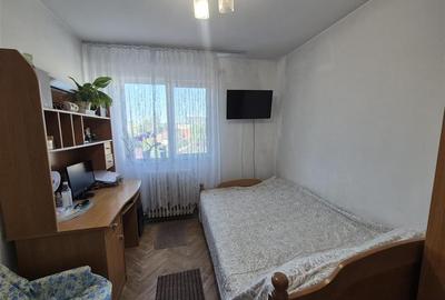 Apartament cu 2 camere circular în Podu Roș