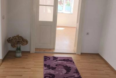 Casă cu 6 camere cu Teren 1892 Mp în Central - 12