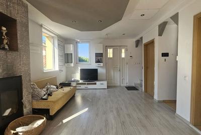 Casă cu 8 camere cu Teren 500 Mp în Șelimbăr - 2