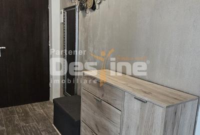 Apartament cu 3 camere decomandat, mobilat în Tomis Plus - 16