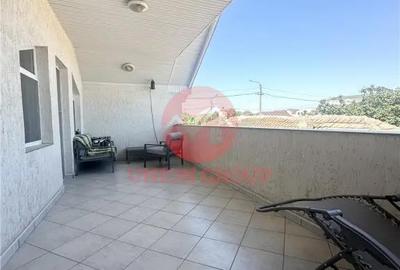 Casă cu 8 camere cu Canalizare în Valu lui Traian - 5