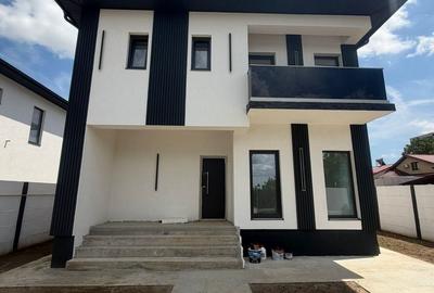 Casă cu 5 camere cu Teren 303 Mp în Central