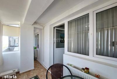 Apartament cu 3 camere în Piața