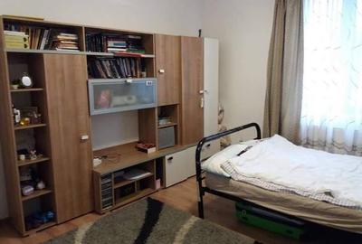 Apartament cu 2 camere decomandat în Gară