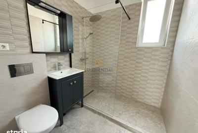 Casă cu 4 camere cu Teren 369 Mp în Vidra