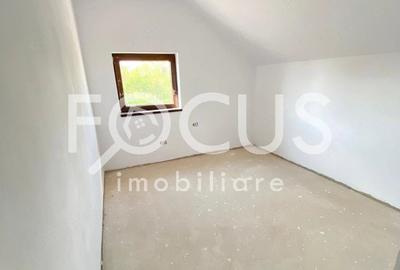 Casă cu 4 camere cu Teren 450 Mp în Central