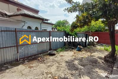 Casă cu 2 camere cu Teren 170 Mp în Petricani