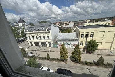 Apartament cu 2 camere decomandat în Hotaru - 1