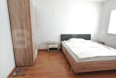 Garsonieră semidecomandată, mobilată în Gruia