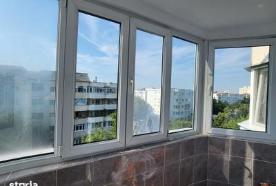 Apartament cu 3 camere decomandat în Energiei