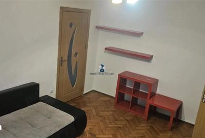 Apartament cu 2 camere semidecomandat în Berceni