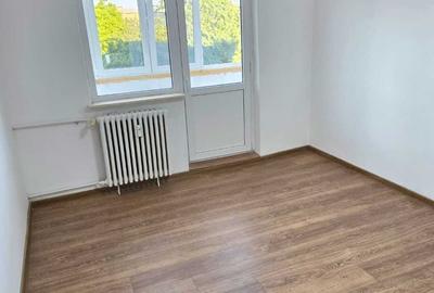Apartament cu 3 camere decomandat în Eremia - 2