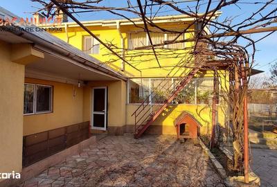 Casă cu 4 camere în Bogdan Vodă - 2