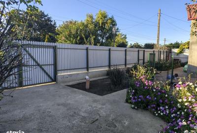 Casă cu 4 camere în Cazasu