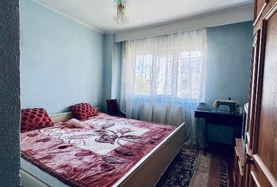 Apartament cu 2 camere decomandat, mobilat în Central