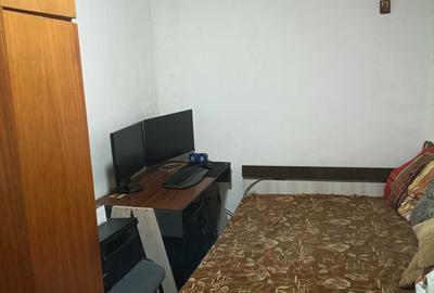 Apartament cu 2 camere nedecomandat în Micro 4 - 6