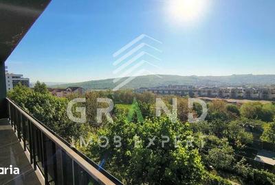 Apartament cu 2 camere decomandat în Becaș