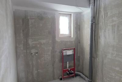 Casă cu 5 camere cu Teren 205 Mp în Dobroești - 8