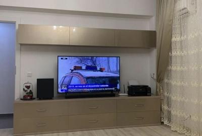 Apartament cu 3 camere decomandat în Decebal