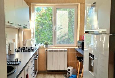 Apartament cu 3 camere semidecomandat în Micro 17 - 4