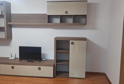 Apartament cu 3 camere decomandat, mobilat în Brâncoveanu