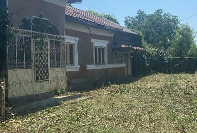 Casă individuală cu 3 camere cu Teren 2873 Mp în Podu Rizii