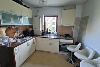 Apartament cu 3 camere semidecomandat, mobilat în Bucium - 3
