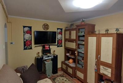 Apartament cu 2 camere semidecomandat în Exterior Vest