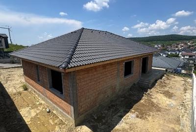 Casă individuală cu 4 camere cu Teren 609 Mp în Livezeni - 3