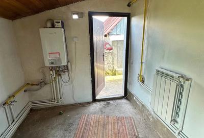 Casă cu 3 camere cu Teren 919 Mp în Dumbrava