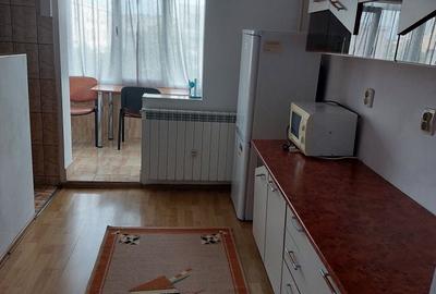 Apartament cu 2 camere decomandat în Gura Văii - 6